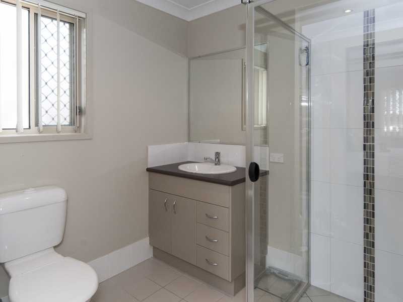 12 Armani Avenue, Wulkuraka QLD 4305