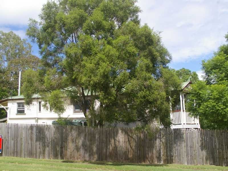 92 Stephenson Street, Coalfalls QLD 4305