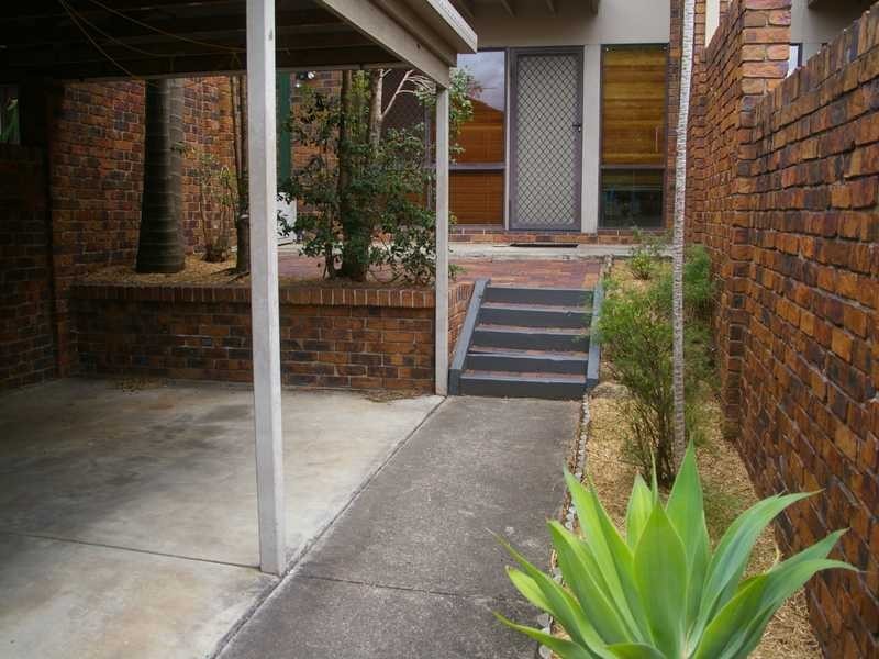 Unit 9/4 Lillian Street, Redbank Plains QLD 4301