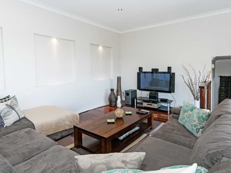 10 Mountain Ash Place, Brookwater QLD 4300