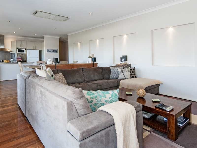 10 Mountain Ash Place, Brookwater QLD 4300