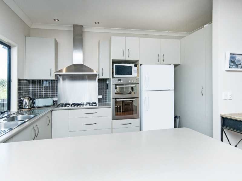 10 Mountain Ash Place, Brookwater QLD 4300