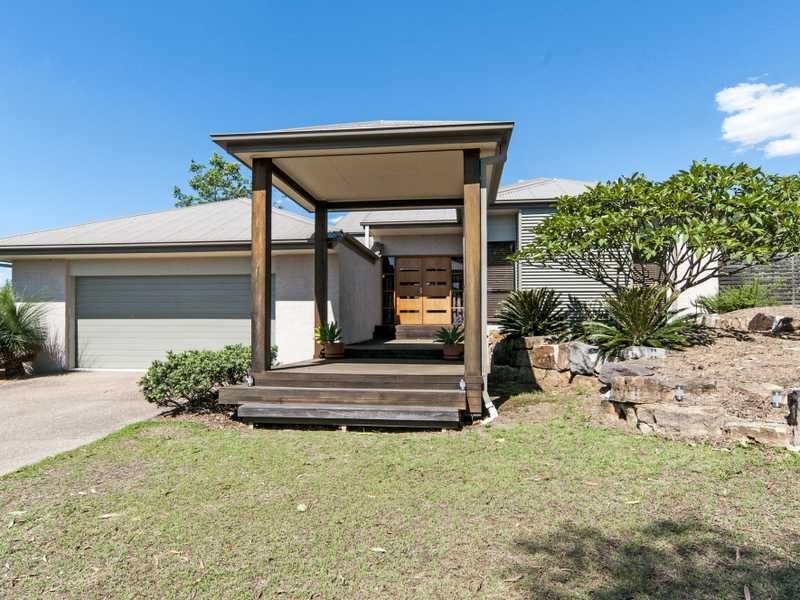 10 Mountain Ash Place, Brookwater QLD 4300