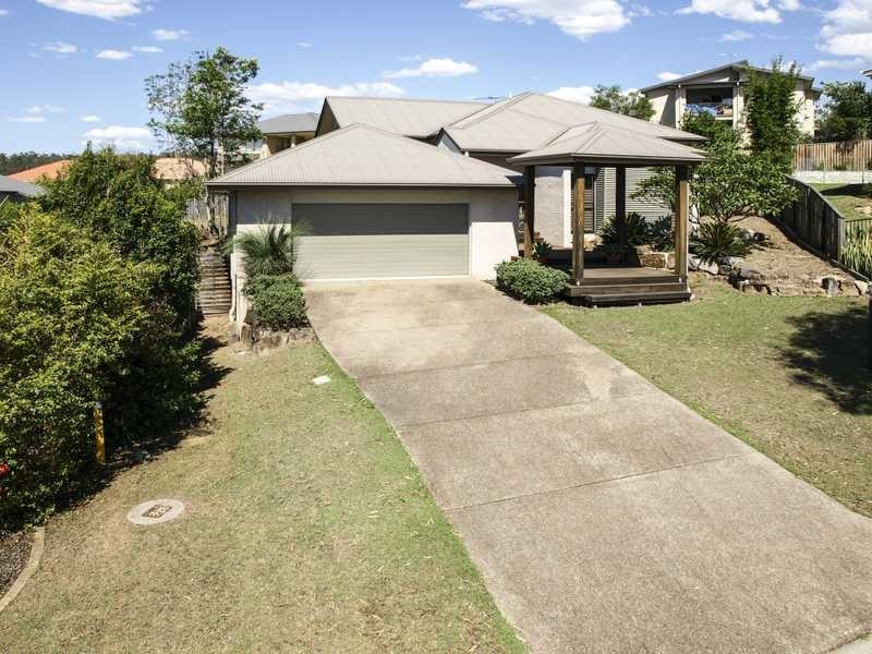 10 Mountain Ash Place, Brookwater QLD 4300