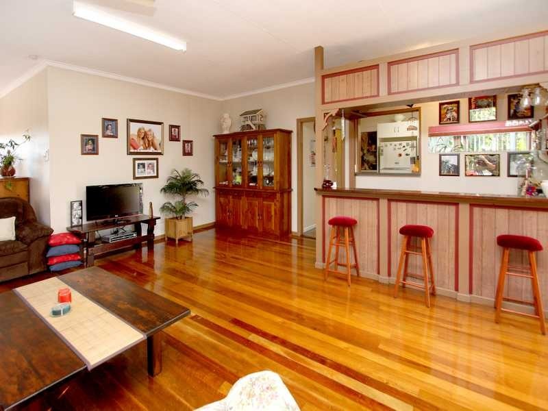 571 Mount Crosby Road, Karana Downs QLD 4306