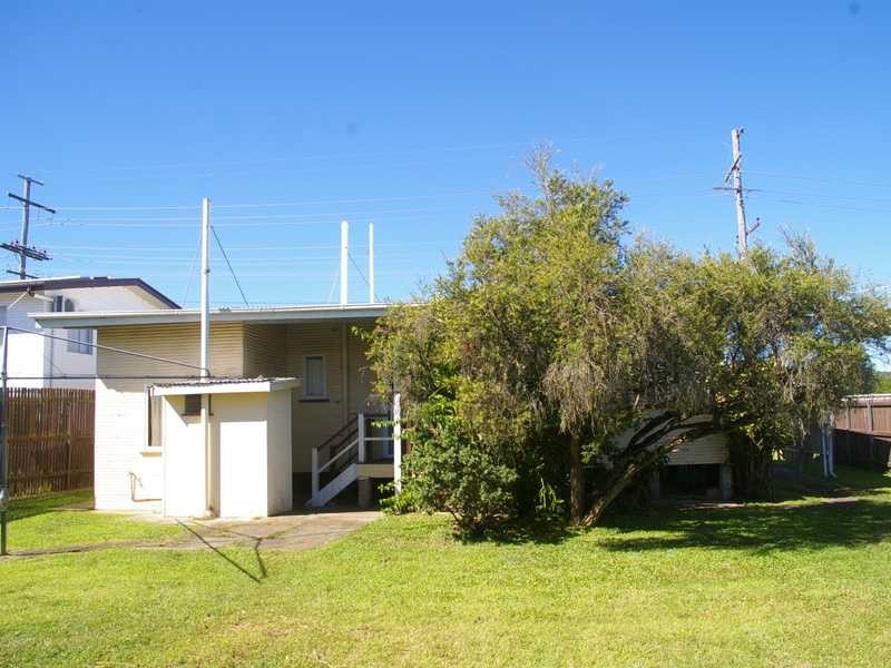177 South Station Rd, Silkstone QLD 4304