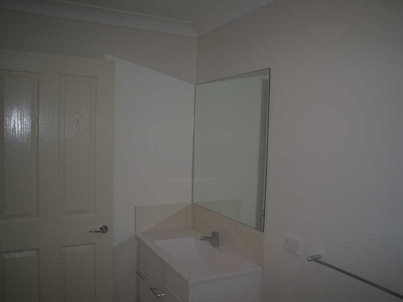 Unit 14/5 Spalding Crescent, Goodna QLD 4300