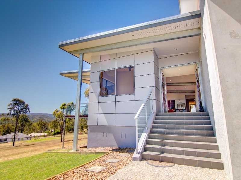 33 Meadow View Rd, Fernvale QLD 4306