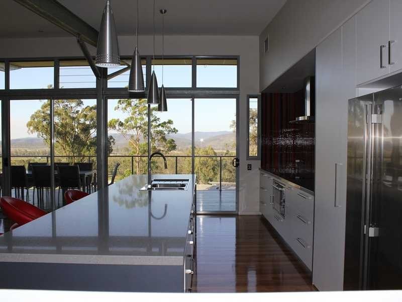 33 Meadow View Rd, Fernvale QLD 4306