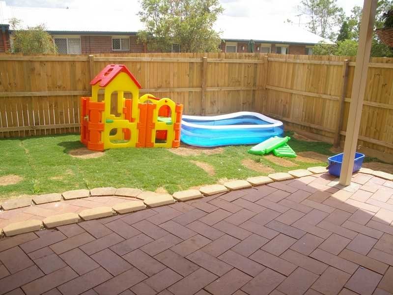 6 Eileen St, Booval QLD 4304