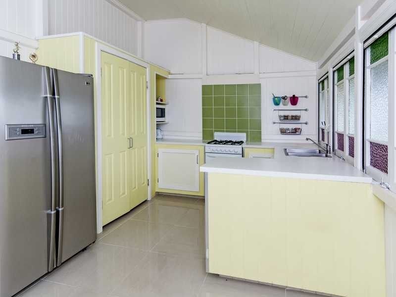 102 Chubb Street, One Mile QLD 4305