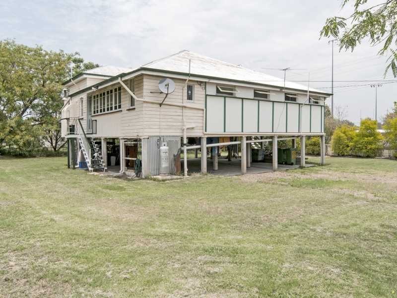 102 Chubb Street, One Mile QLD 4305