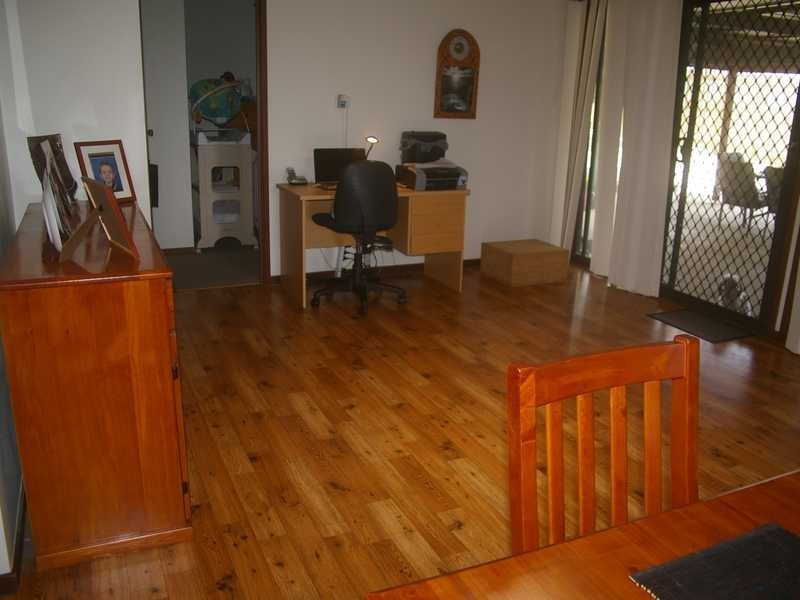 15 Rumsey Drive, Raceview QLD 4305