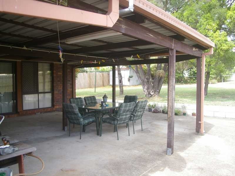 15 Rumsey Drive, Raceview QLD 4305