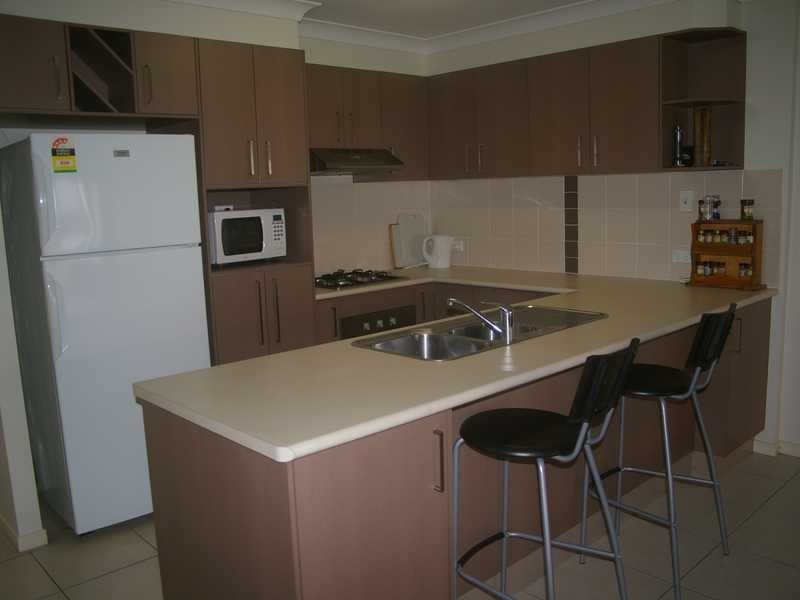 2/37 Ronayne Circle, One Mile QLD 4305