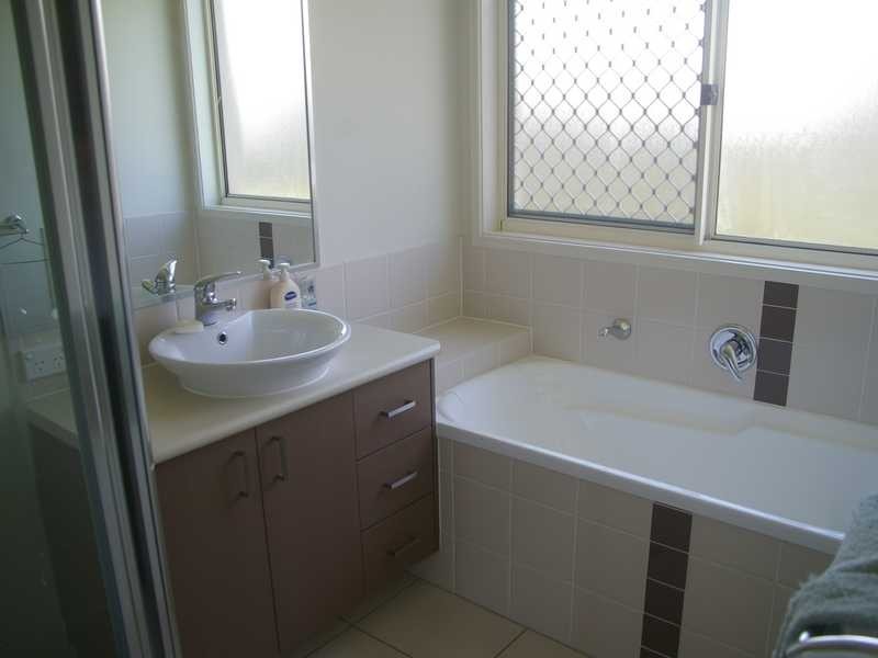 2/37 Ronayne Circle, One Mile QLD 4305