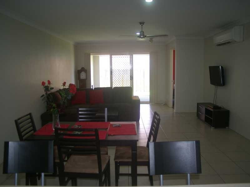 2/37 Ronayne Circle, One Mile QLD 4305