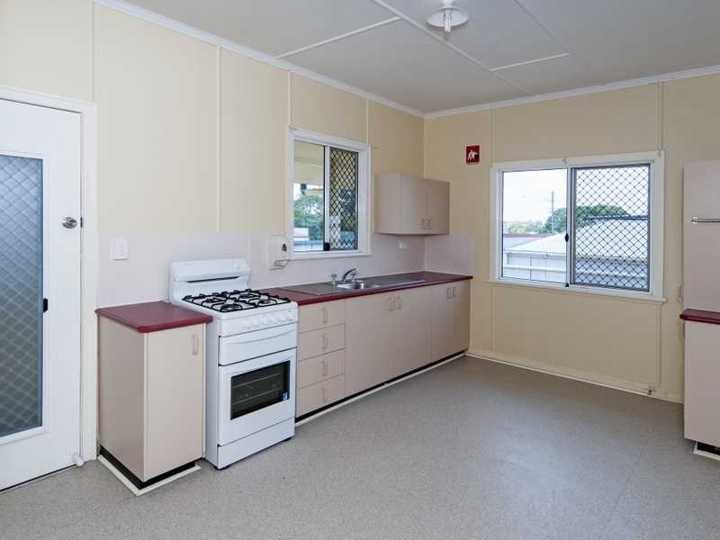 1 Cuffes Lane, North Ipswich QLD 4305