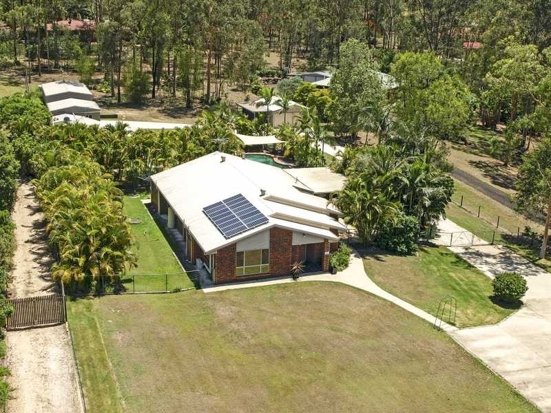 84 Bayley Road, Pine Mountain QLD 4306