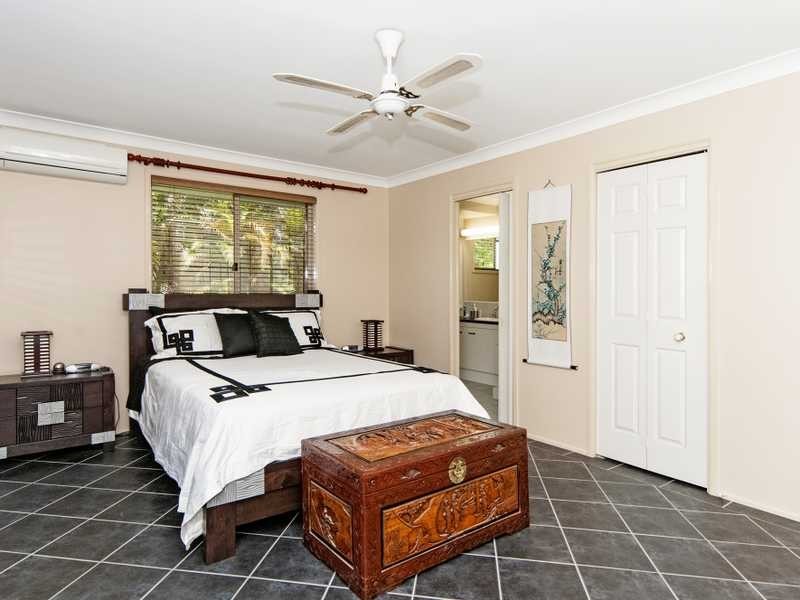 84 Bayley Road, Pine Mountain QLD 4306