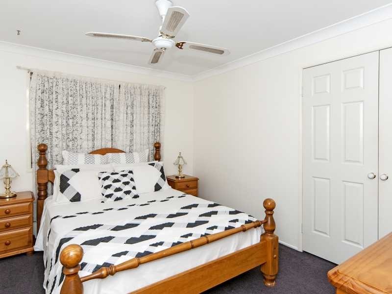 84 Bayley Road, Pine Mountain QLD 4306