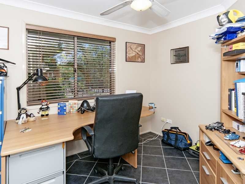 84 Bayley Road, Pine Mountain QLD 4306