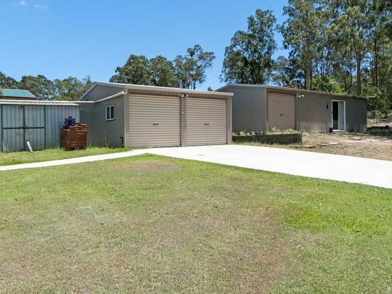 84 Bayley Road, Pine Mountain QLD 4306