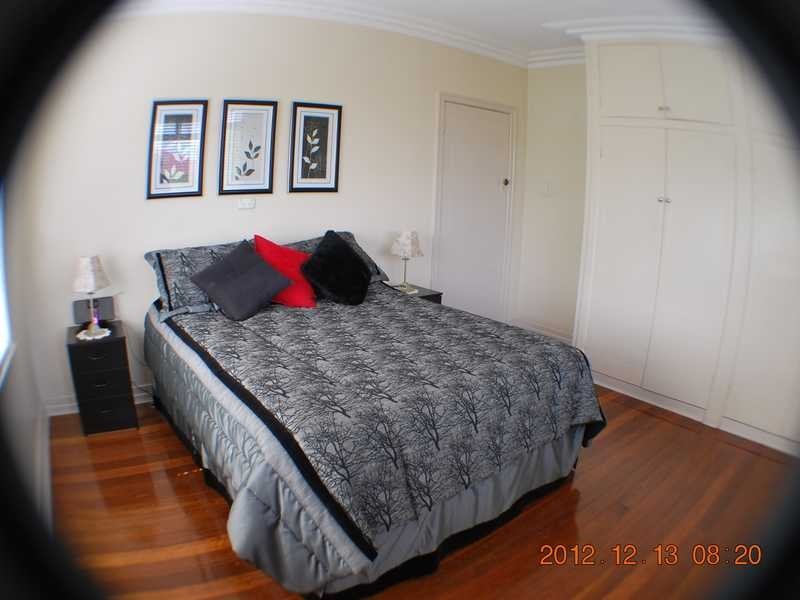 7 Cintra Street, Eastern Heights QLD 4305