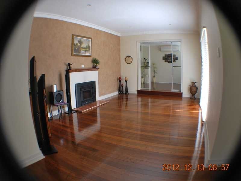 7 Cintra Street, Eastern Heights QLD 4305