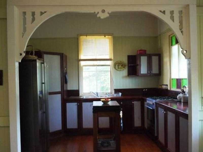 2 Cribb Street, Sadliers Crossing QLD 4305