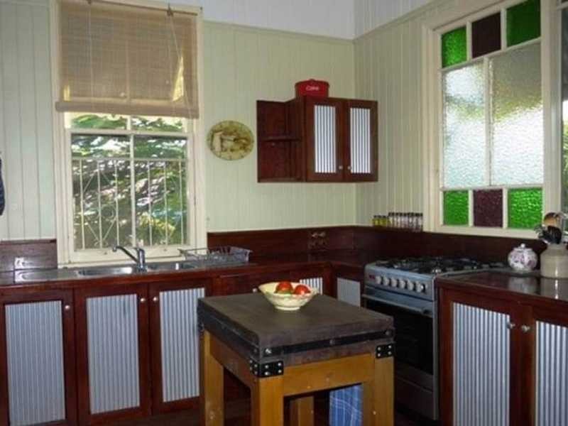 2 Cribb Street, Sadliers Crossing QLD 4305