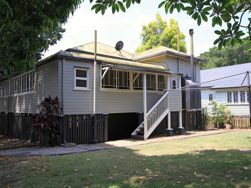 3 Glebe Road, Newtown QLD 4305