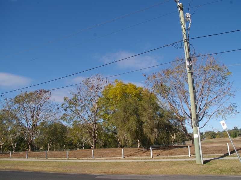 97-40 Gledson Street, North Booval QLD 4304