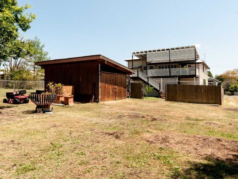 2 Newtown Street, East Ipswich QLD 4305