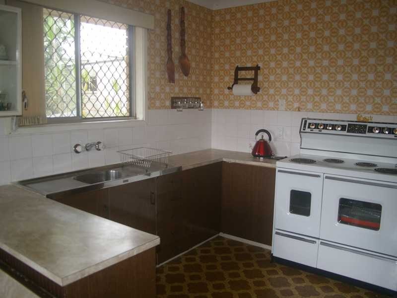 18 Horan Street, Woodend QLD 4305