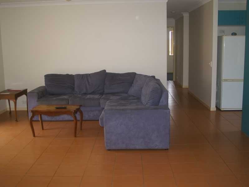 8 Lakemba Place, Brassall QLD 4305