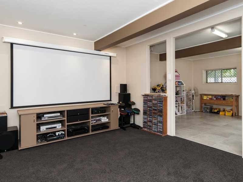 30 Trudy Street, Raceview QLD 4305