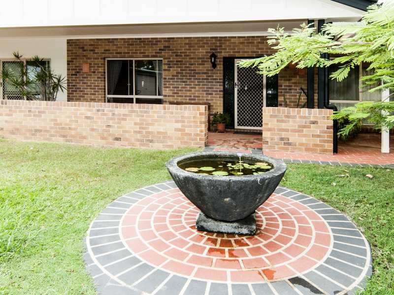 301 Fernvale Road, Fairney View QLD 4306