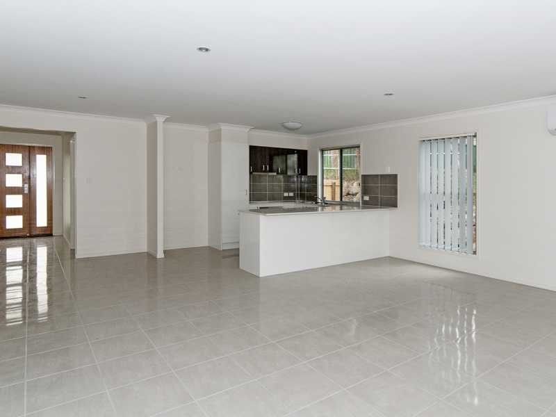 35 Friendship Place, Brassall QLD 4305