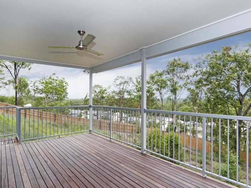 35 Friendship Place, Brassall QLD 4305