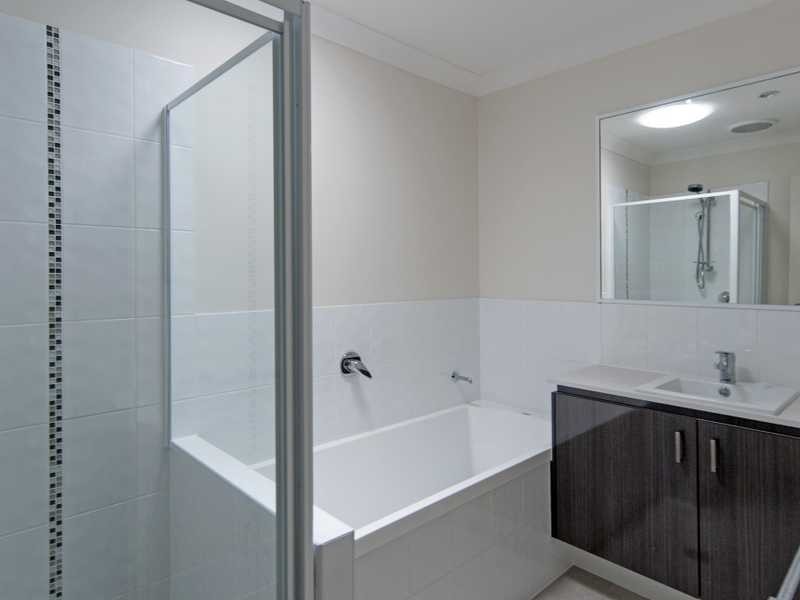 35 Friendship Place, Brassall QLD 4305