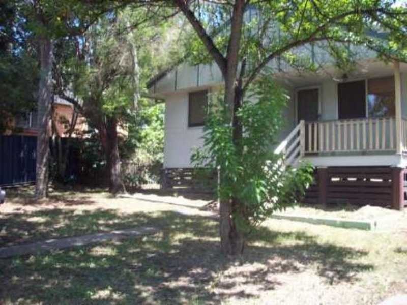 31 Diamond Street, Riverview QLD 4303