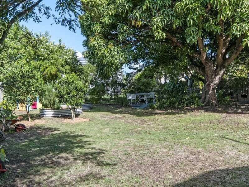 18 Watson Street, East Ipswich QLD 4305