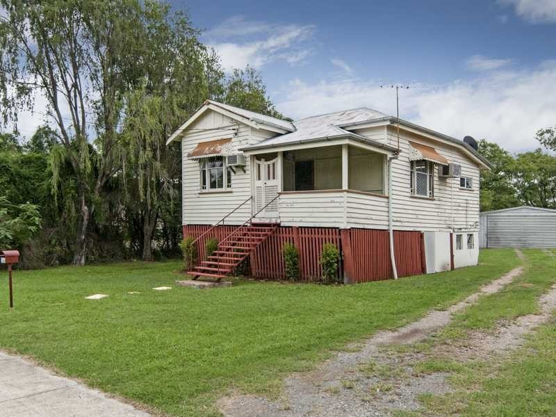 24 Sydney Street, Brassall QLD 4305
