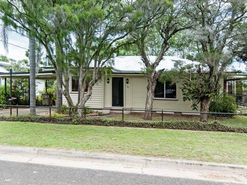 37 Vineyard Street, One Mile QLD 4305