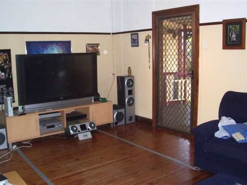 29 Nile Street, Riverview QLD 4303