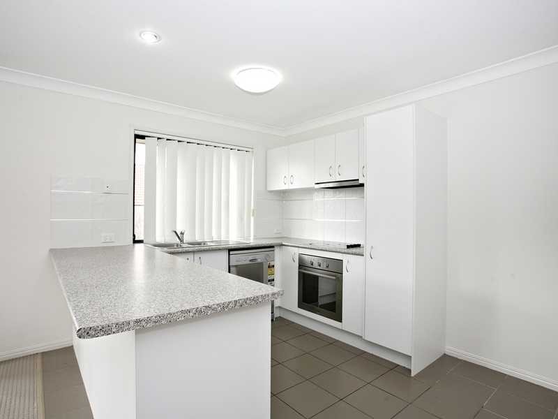 13 Tea Tree Place, Raceview QLD 4305