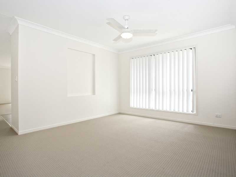 13 Tea Tree Place, Raceview QLD 4305