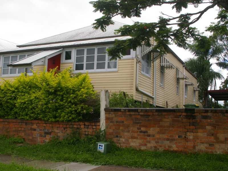 67 Downs Street, North Ipswich QLD 4305
