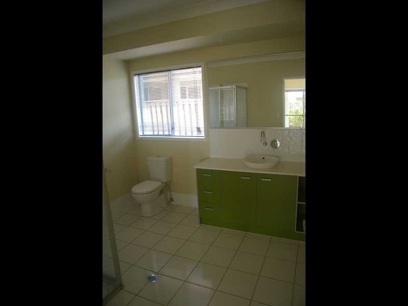 21 Holterman Crescent, Redbank Plains QLD 4301